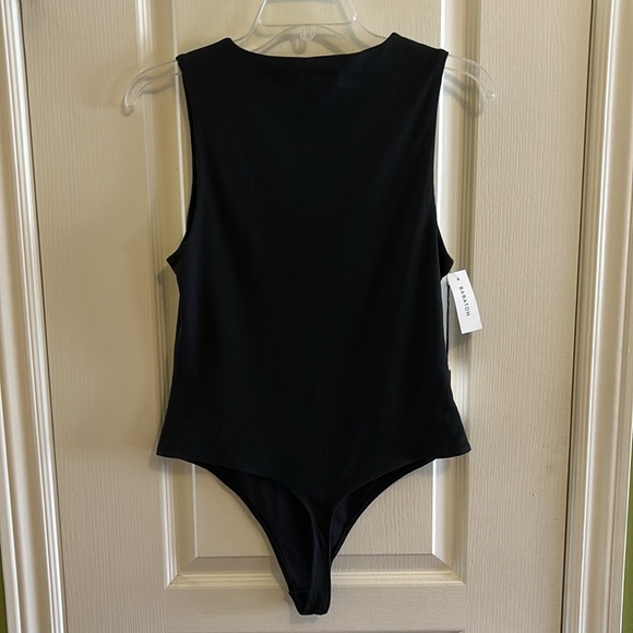 Babaton Contour Rib Muscle Bodysuit - Picture 2 of 3